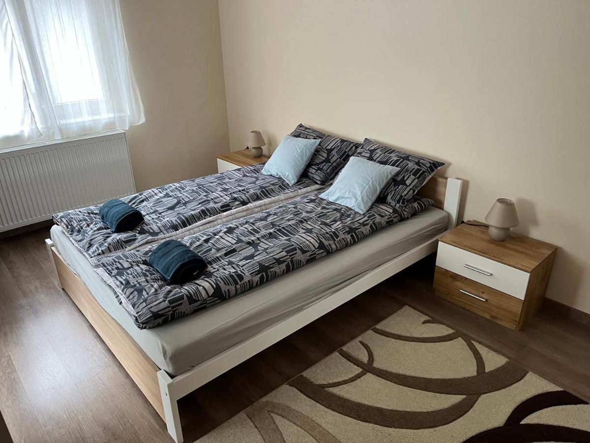 Albi Apartman Szeged Ngoại thất bức ảnh