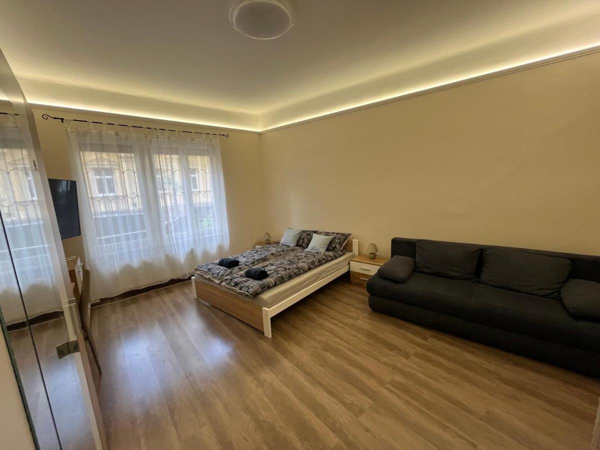 Albi Apartman Szeged Ngoại thất bức ảnh
