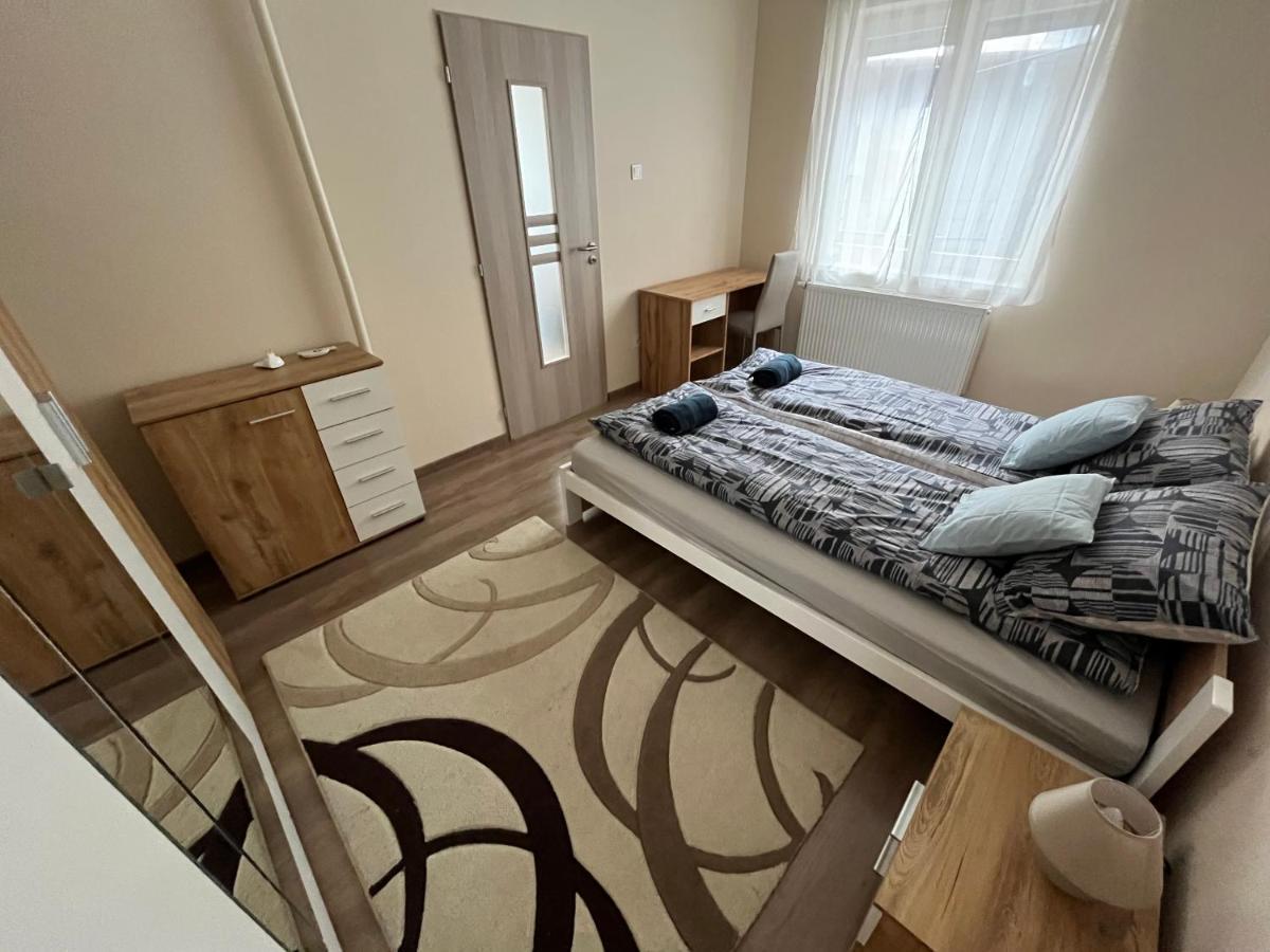 Albi Apartman Szeged Ngoại thất bức ảnh