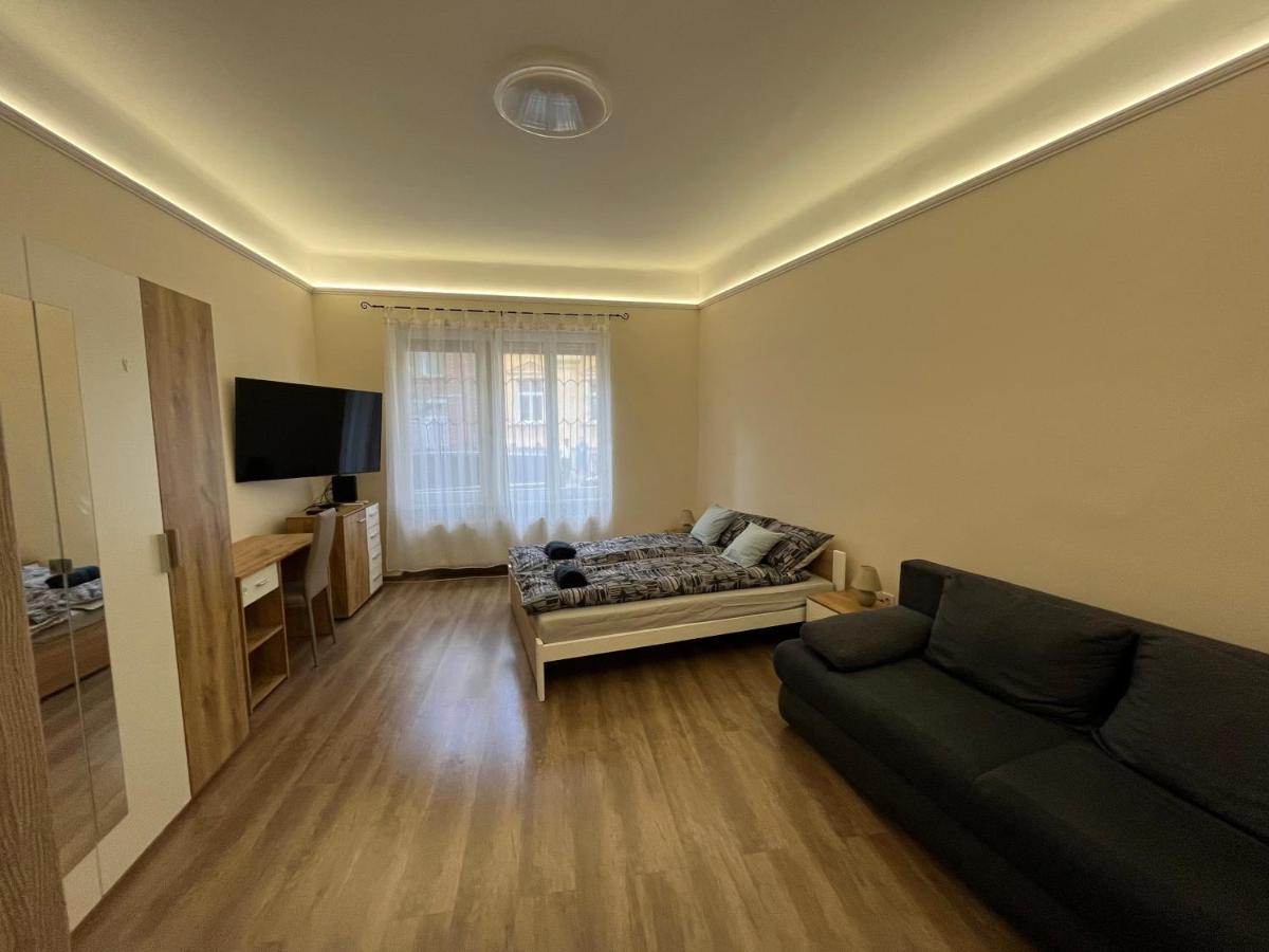 Albi Apartman Szeged Ngoại thất bức ảnh