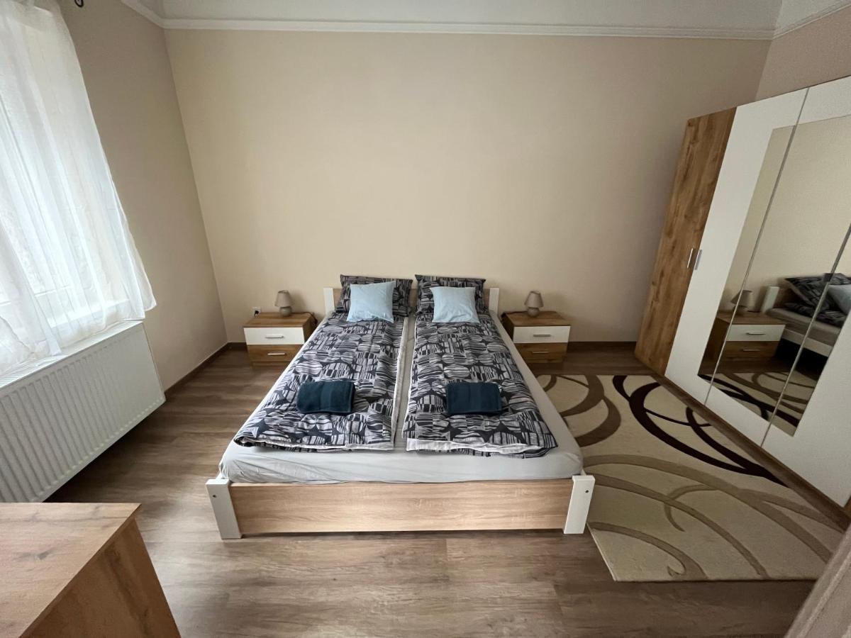 Albi Apartman Szeged Ngoại thất bức ảnh