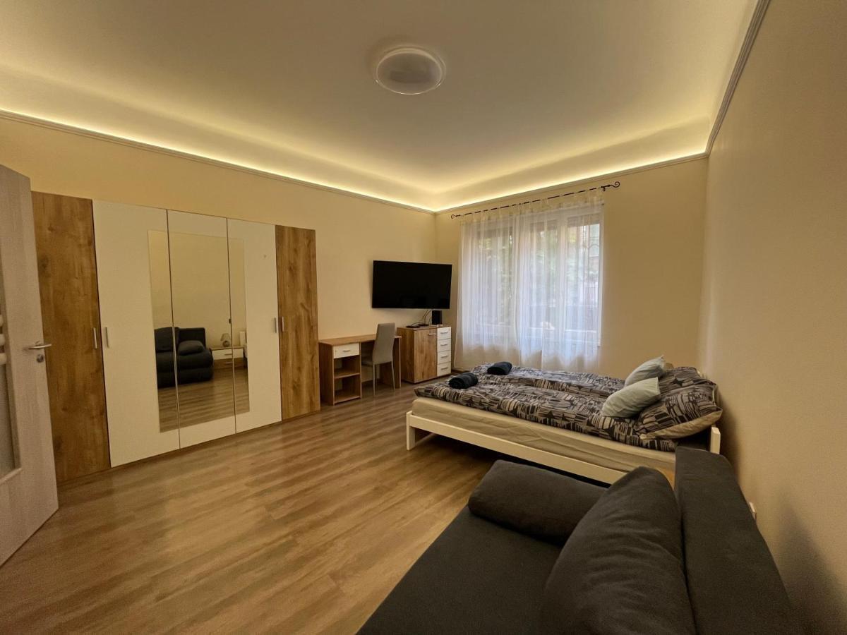Albi Apartman Szeged Ngoại thất bức ảnh