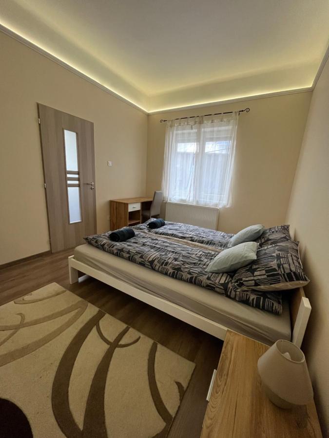 Albi Apartman Szeged Ngoại thất bức ảnh